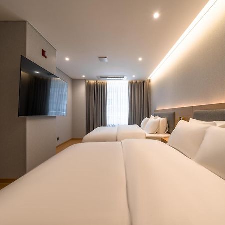 Comfort Inn Yeouido Seoul Exterior photo
