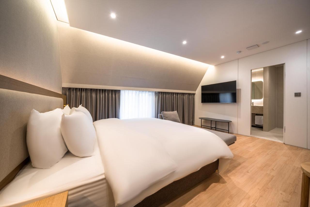 Comfort Inn Yeouido Seoul Exterior photo