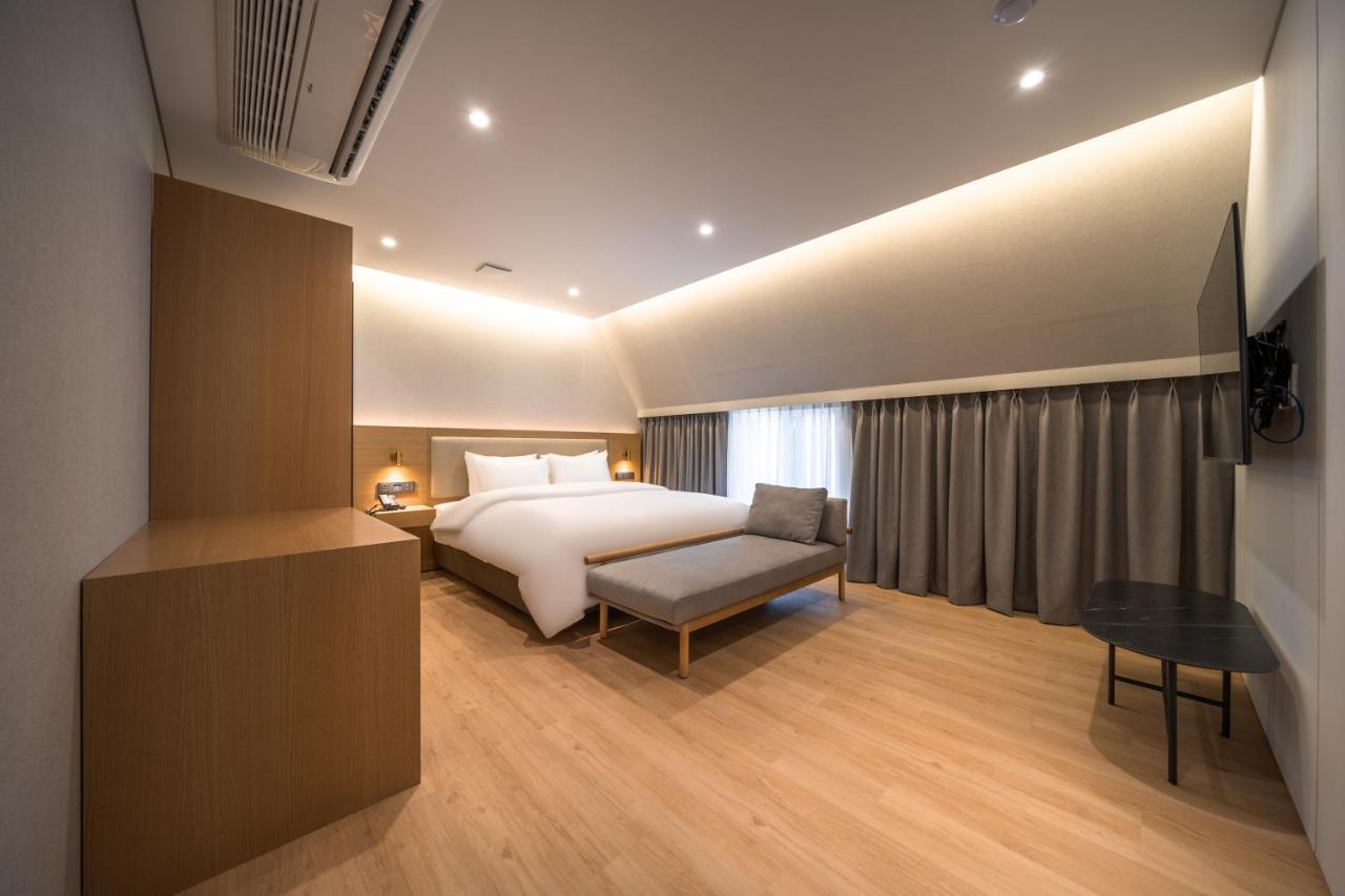 Comfort Inn Yeouido Seoul Exterior photo