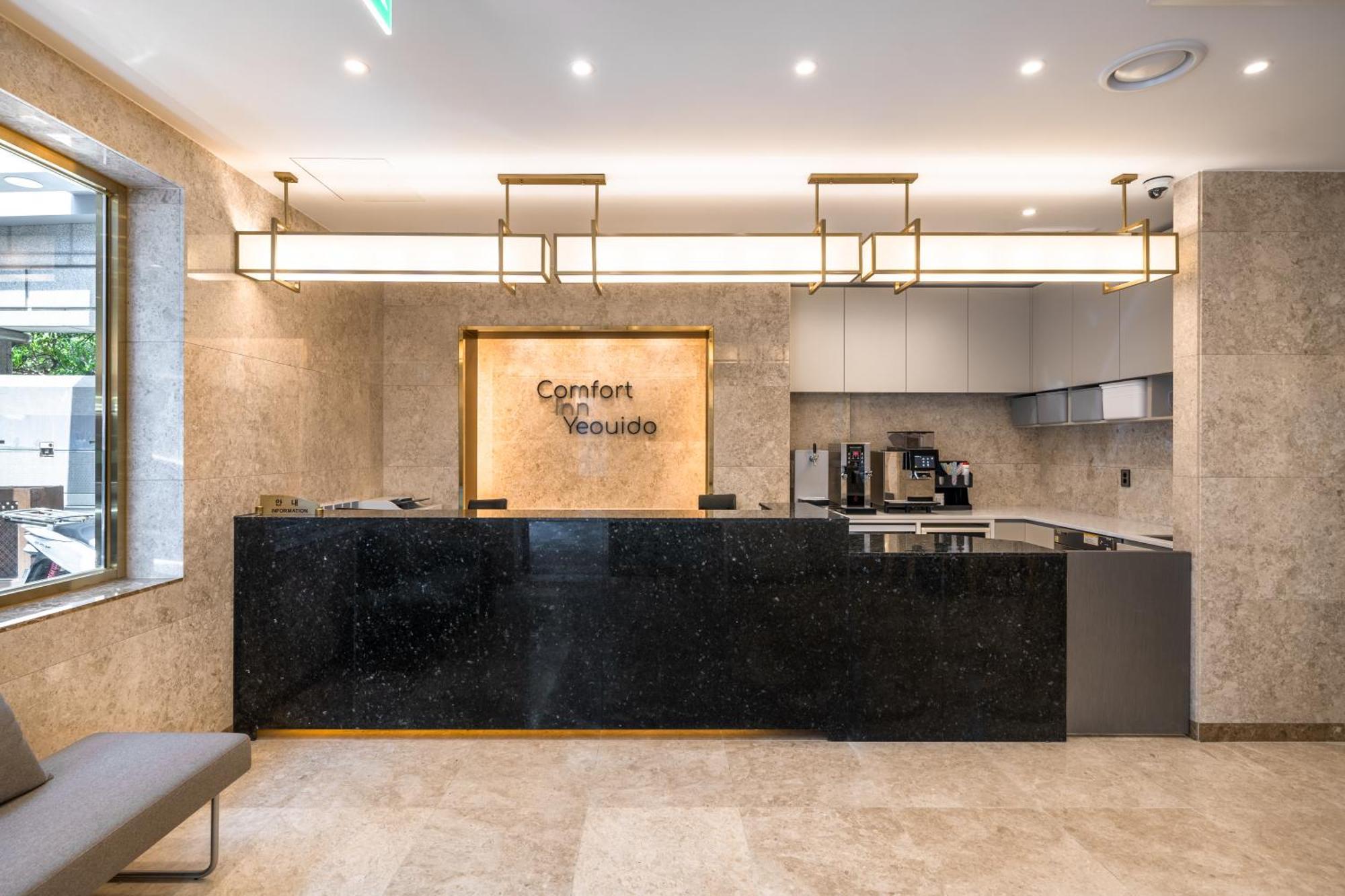 Comfort Inn Yeouido Seoul Exterior photo