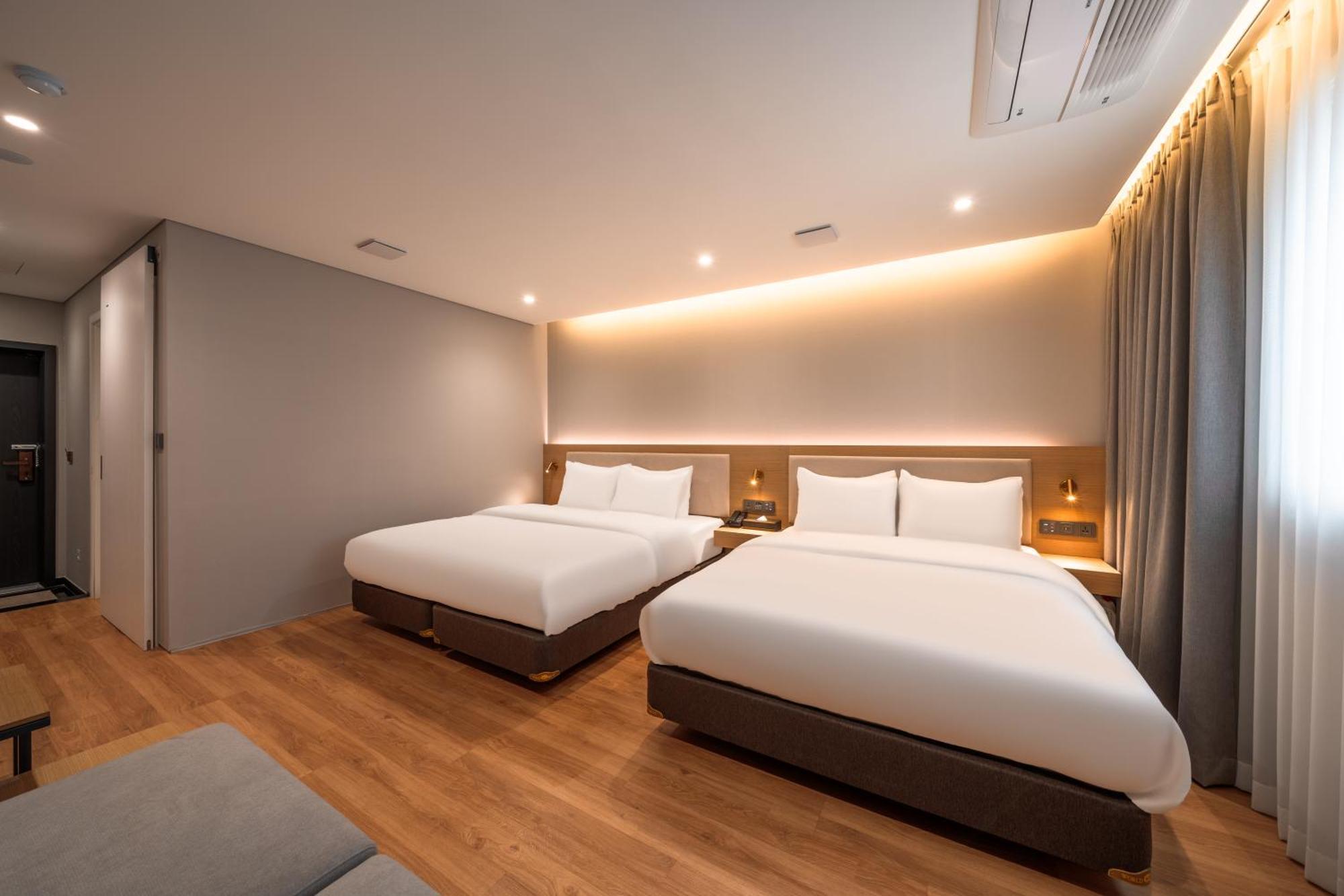 Comfort Inn Yeouido Seoul Exterior photo
